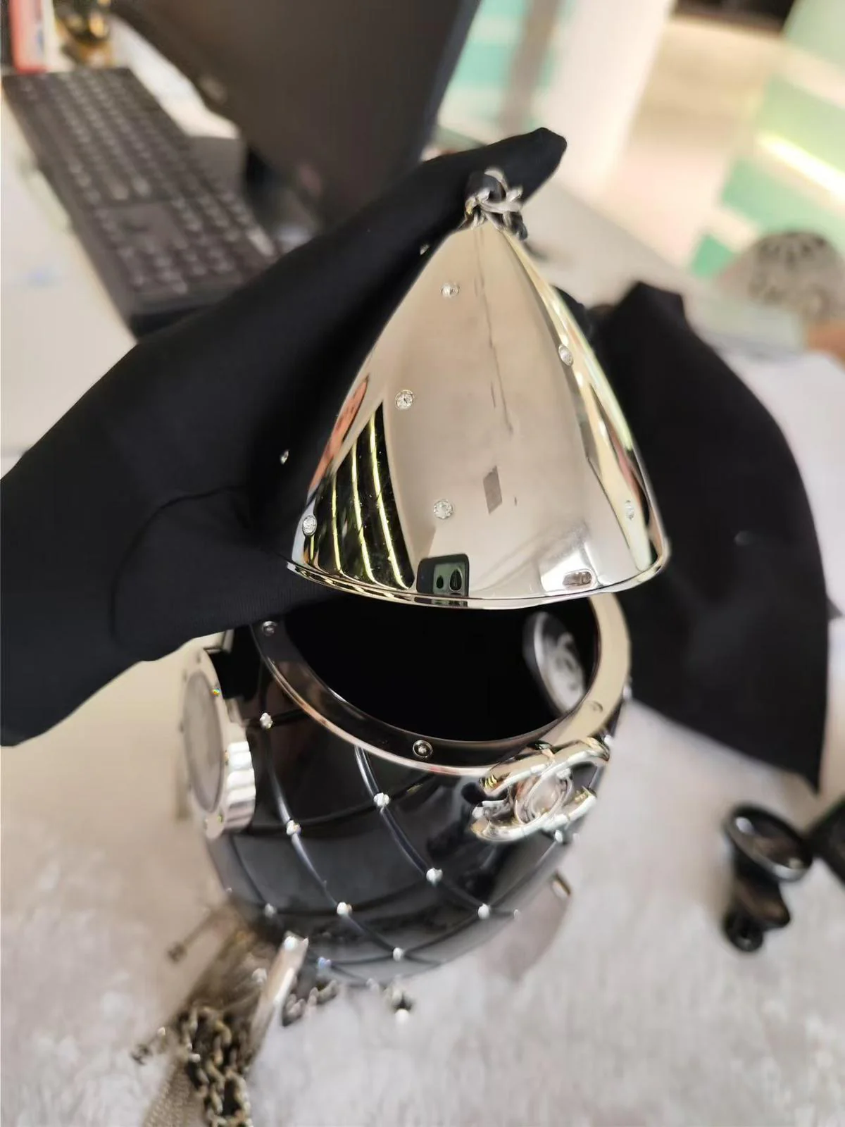 Chanel Limited Edition Plexiglass Crystal Rocket Ship Minaudière Clutch Black 2017 - Image 6
