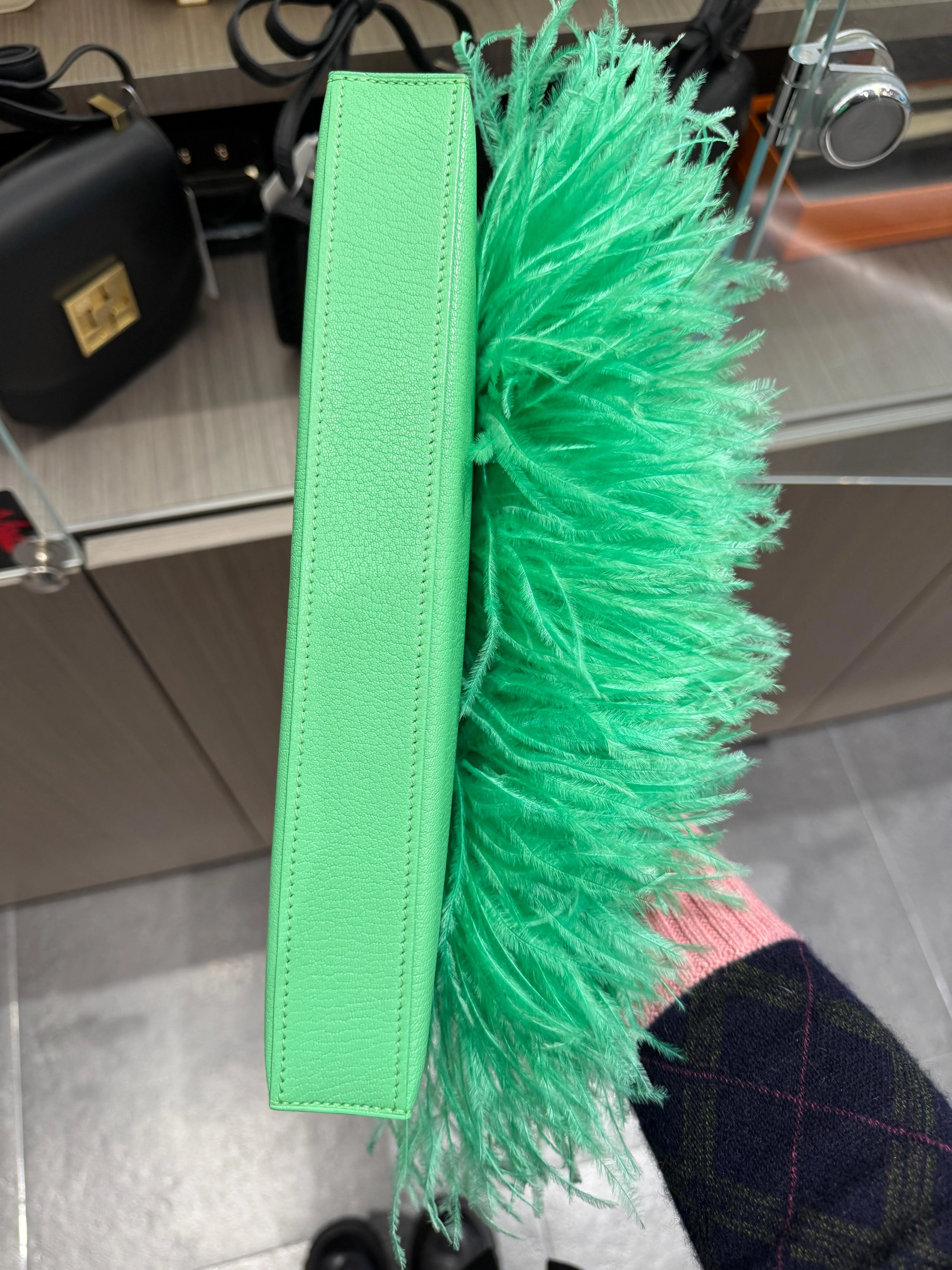 Hermès Kelly Elan Foile Vert Comics Chevre and Ostrich Feather Palladium Hardware - Image 5