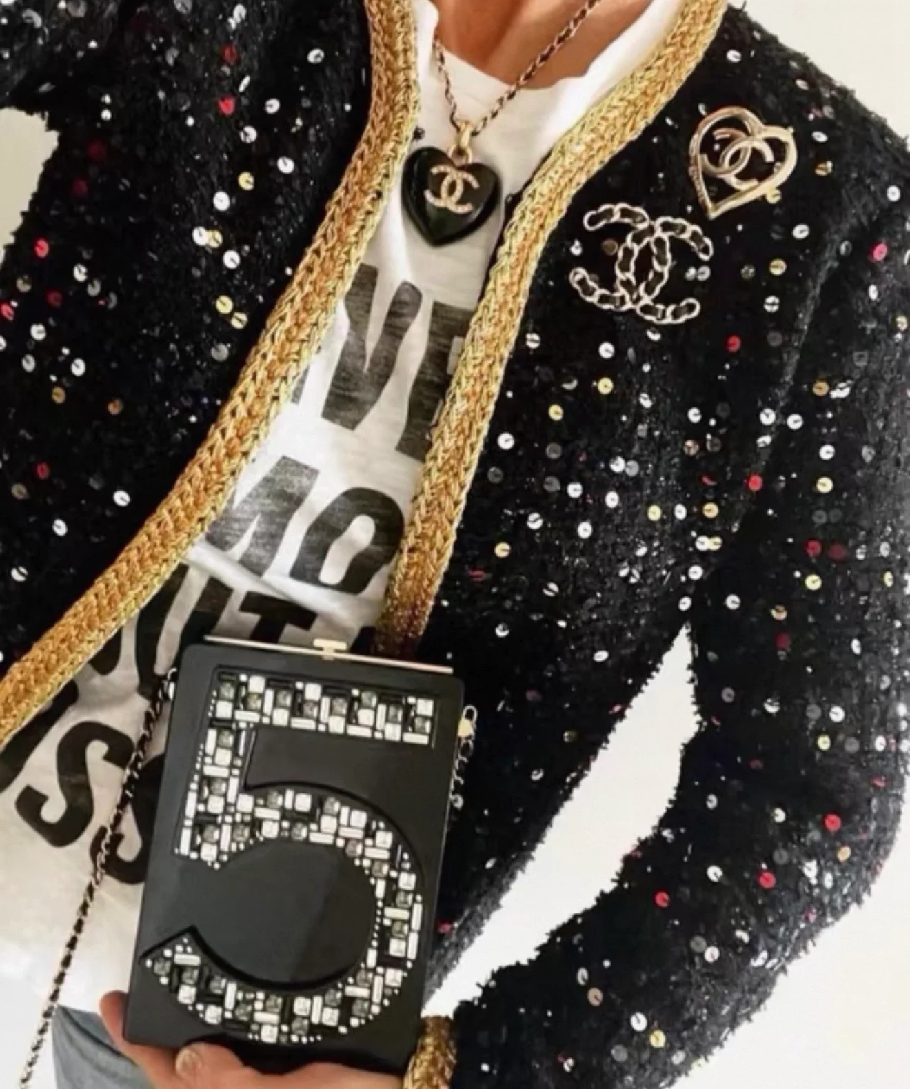 CHANEL Black Resin No. 5 Perfume Bottle Box Bag Minaudières - Image 2