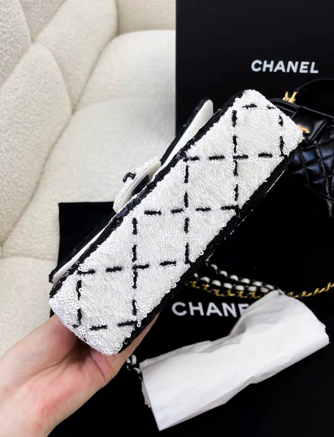 Chanel 24P Large Flap Bag Sequins & Black Metal, White & Black - Image 5