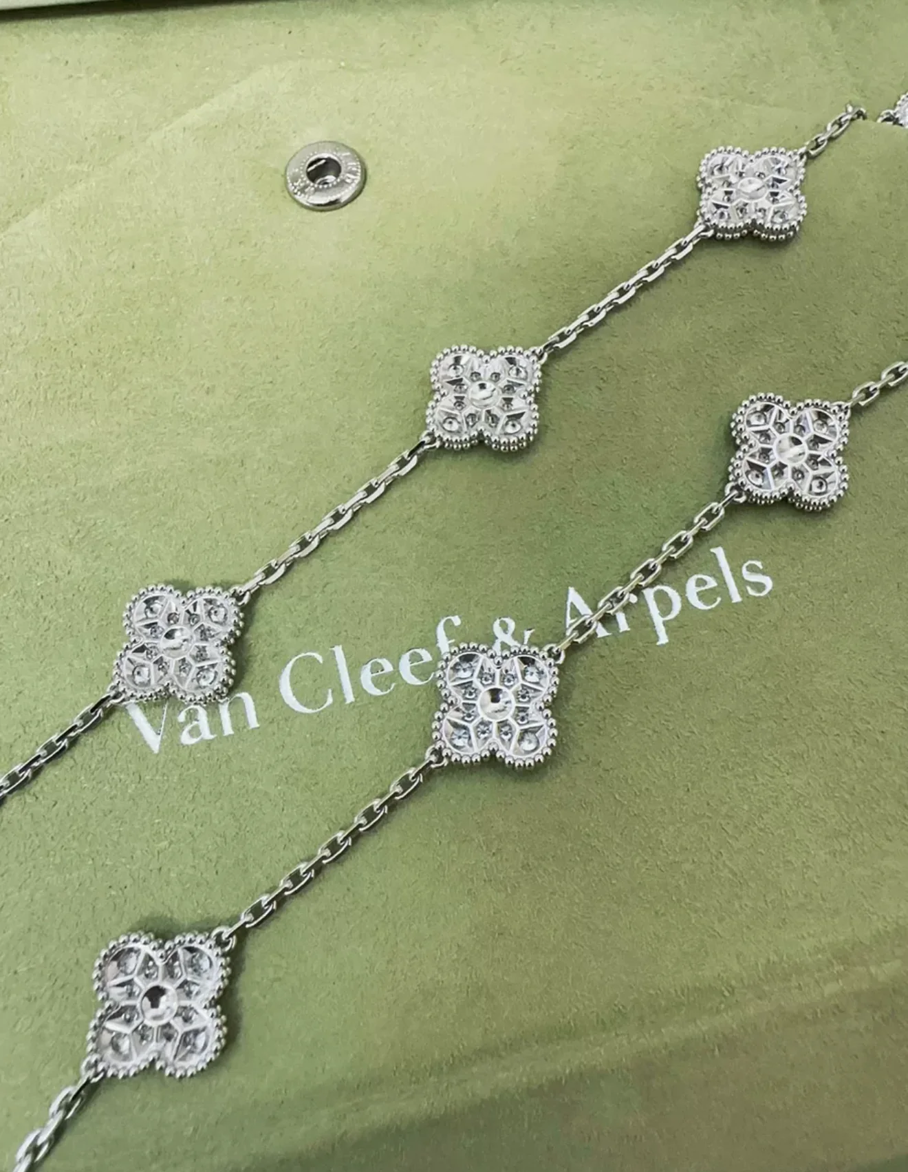 Van Cleef & Arpels 18k White Gold Diamond Set Vintage Alhambra Necklace - Image 4