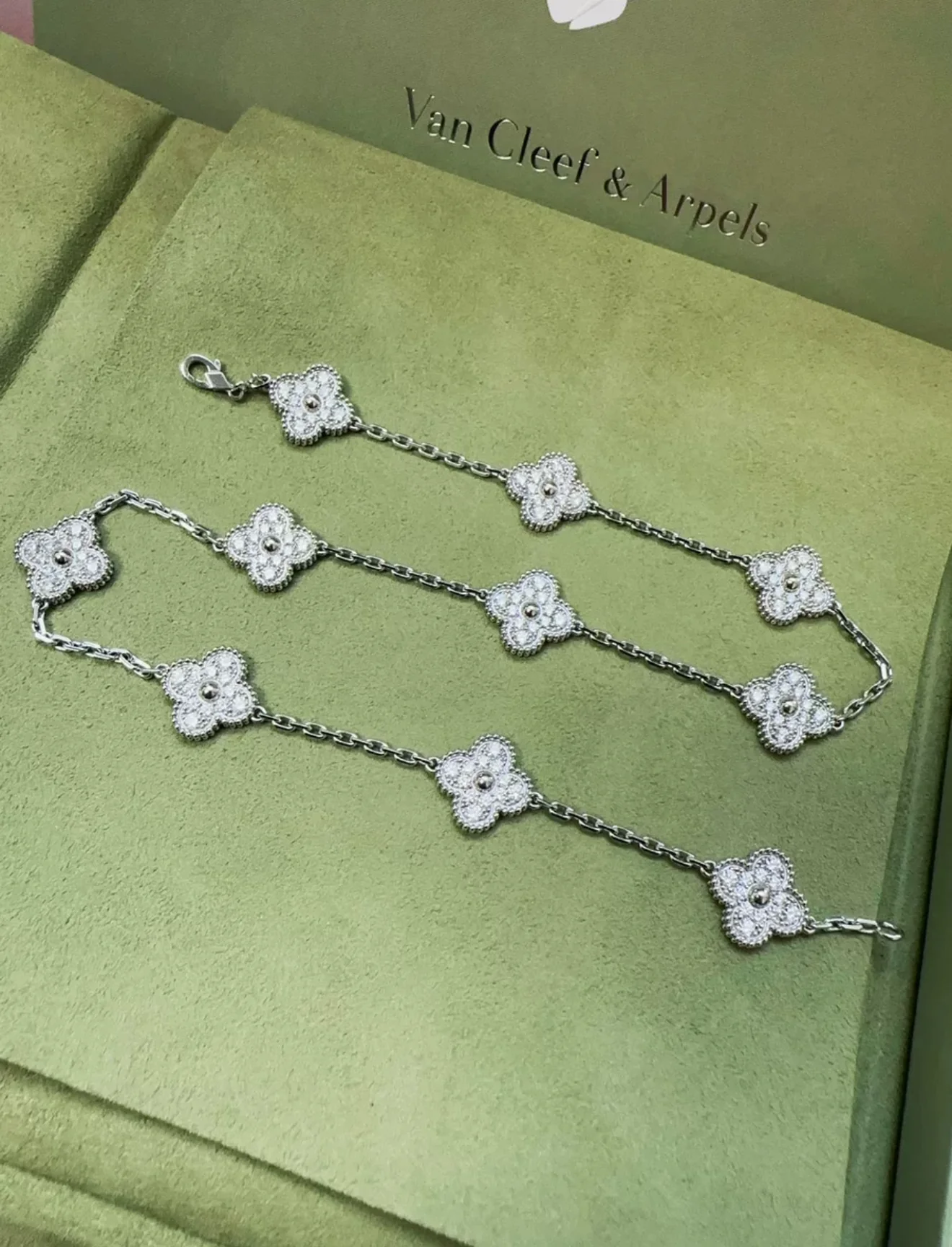 Van Cleef & Arpels 18k White Gold Diamond Set Vintage Alhambra Necklace - Image 7