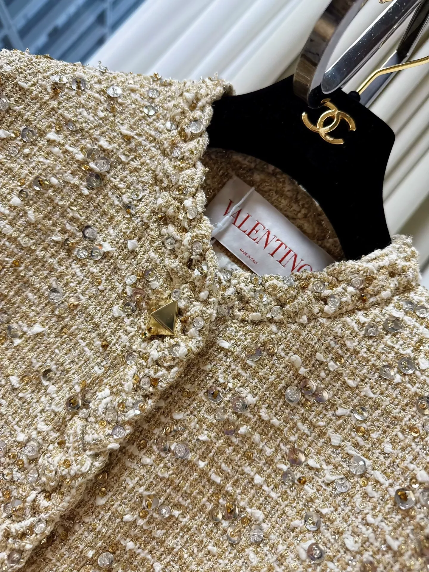 Valentino gold embroidery, sequins, gold button tweed jacket - Image 3