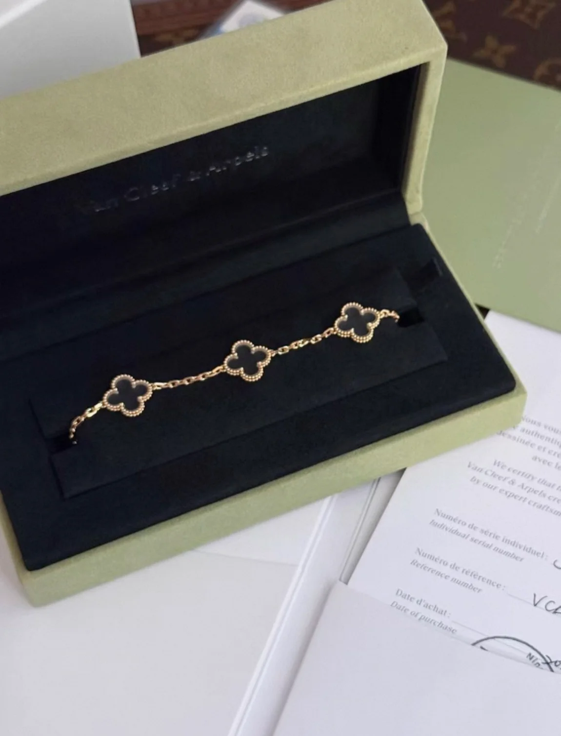 VAN CLEEF & ARPELS 18K Yellow Gold Rock Crystal 5 Motifs Vintage Alhambra Bracelet - Image 2