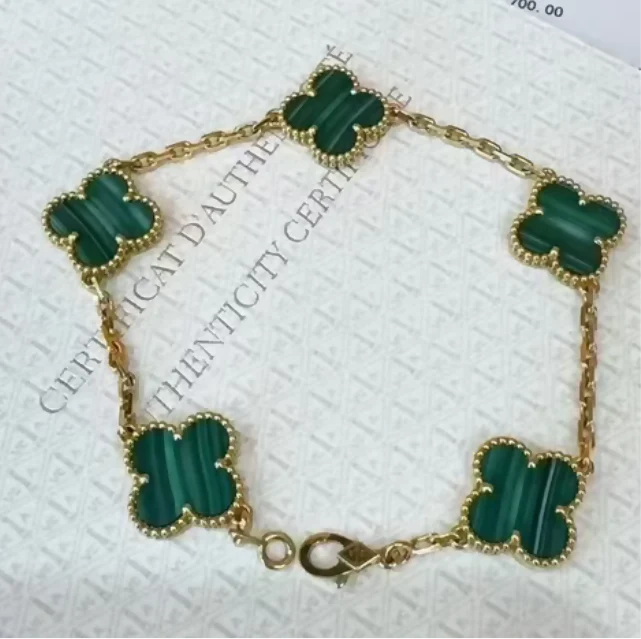 Van Cleef & Arpels Vintage Alhambra Bracelet – 18K Gold with Malachite - Image 2