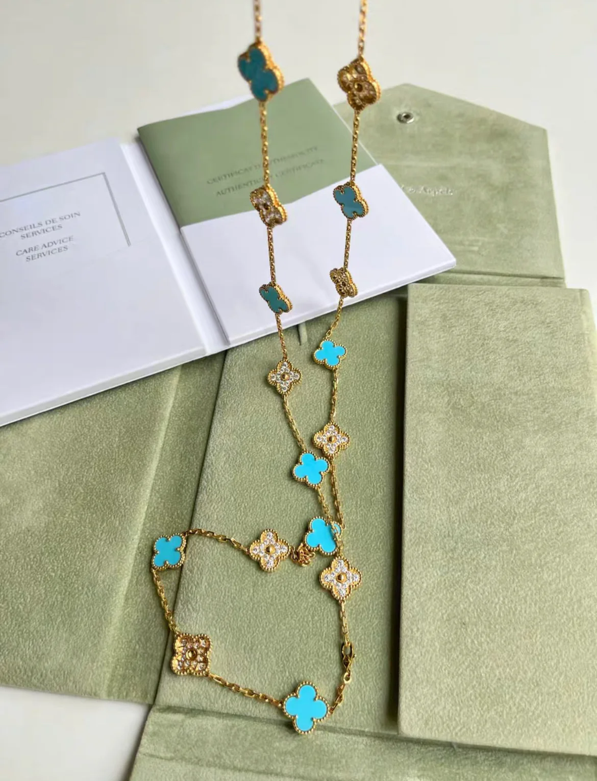 Van Cleef & Arpels Vintage Alhambra Diamond and Turquoise 20 Motif Necklace - Image 2