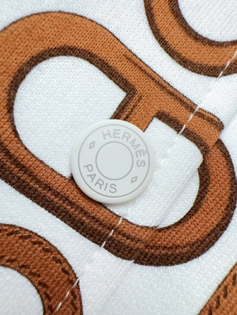 Hermes brown & white jacket - Image 3