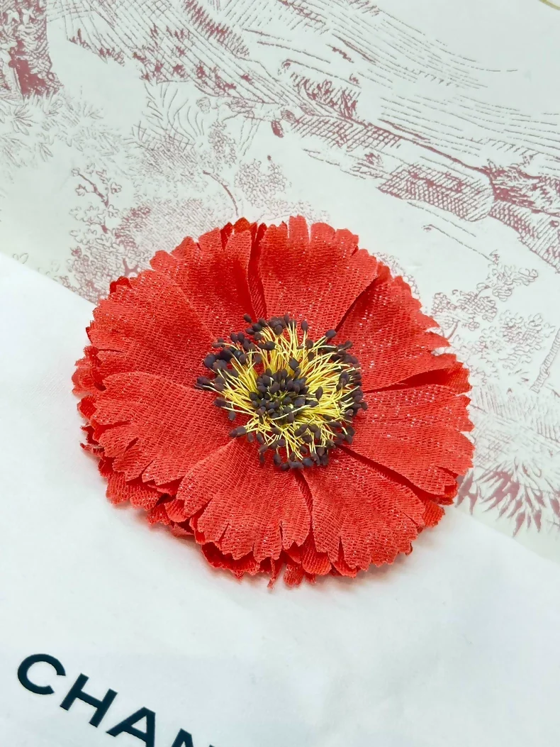 Vintage Chanel Daisy Brooch - Image 2