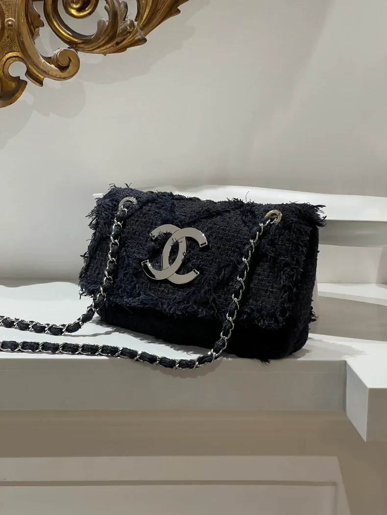 Chanel vintage bag - Image 3